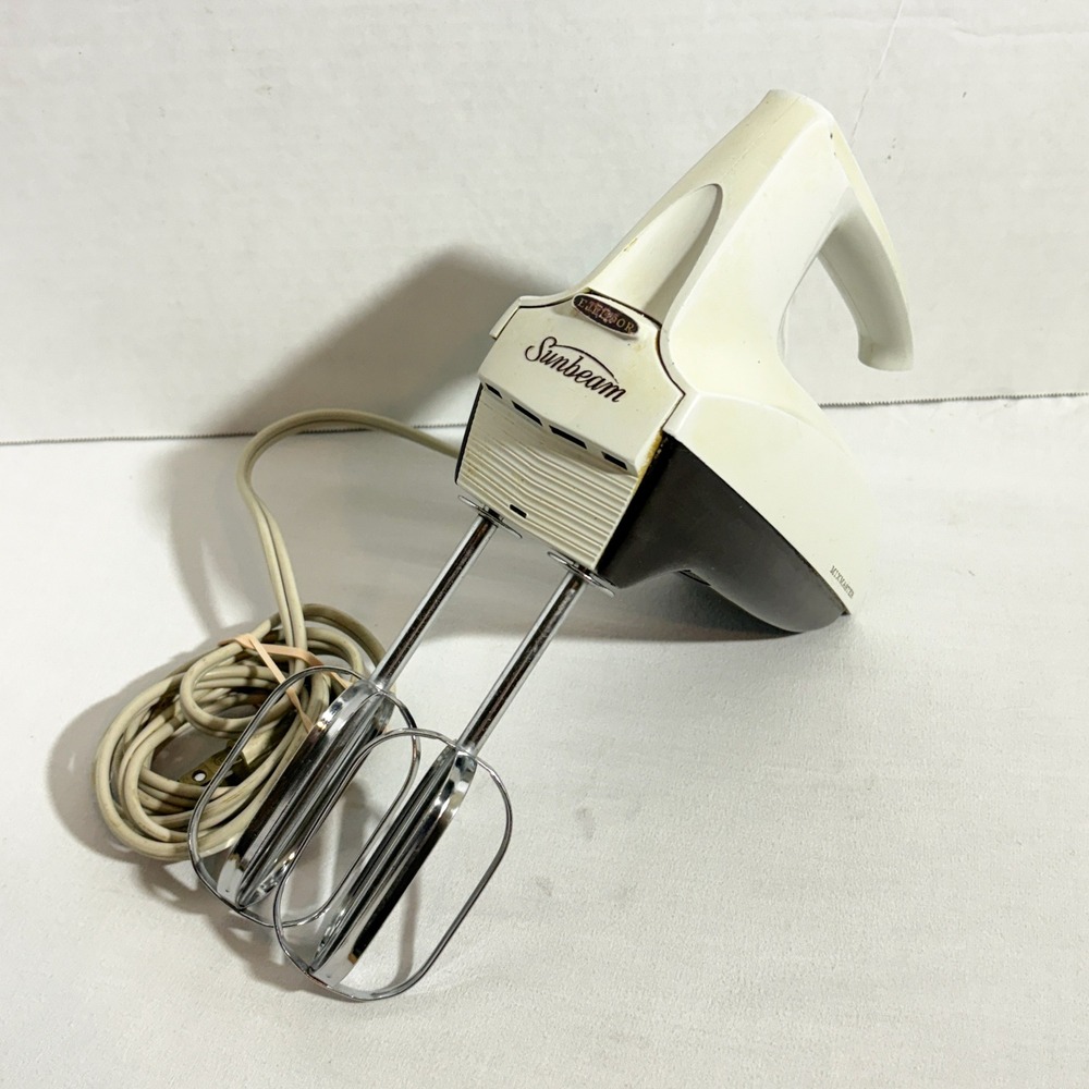 Vintage Sunbeam Mixmaster Electric Hand Mixer Retro Mid Century Kitchen Cream